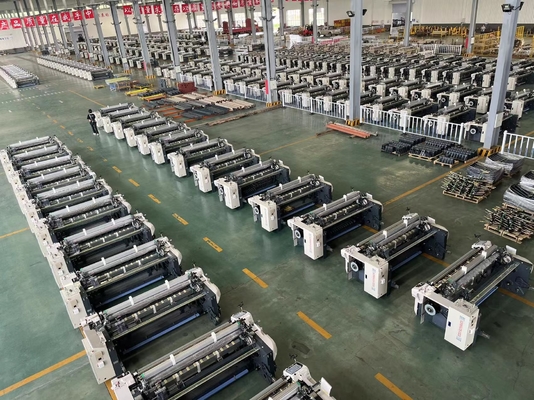 Mesin Tenun Kain Tenun Shuttleless 190cm 1000RPM Water Jet Loom Dobby