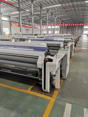 Mesin Tenun Otomatis Kecepatan Tinggi Water Jet Loom Untuk Menenun Kain Sutra