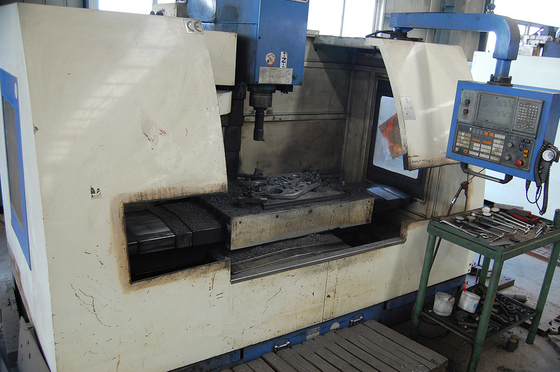 1000RPM Mesin Tenun Tekstil Bersih Serangga 3.4kw Water Jet Loom
