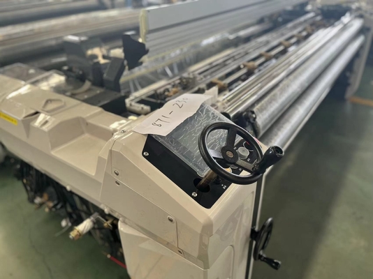 Mesin Tenun Tenun Poliester Kecepatan Tinggi 1000RPM 2.1m Water Jet Power Loom