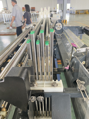 Double Nozzle Elektronik Dobby Loom 210cm Mesin Tenun Jet Air Mekanik Mesin Tenun