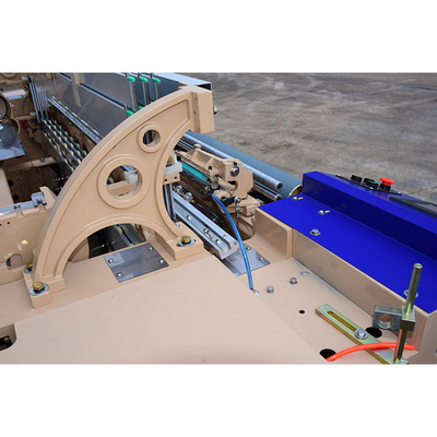 170cm Air Jet Loom Speed ​​1000 Rpm Split Double Pump Dobby Opening Weaving Machine